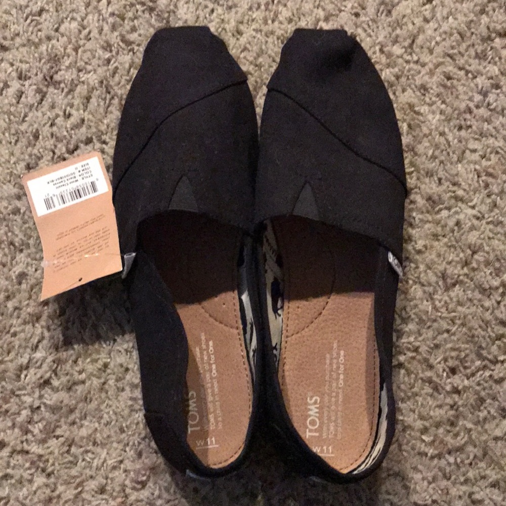 Toms